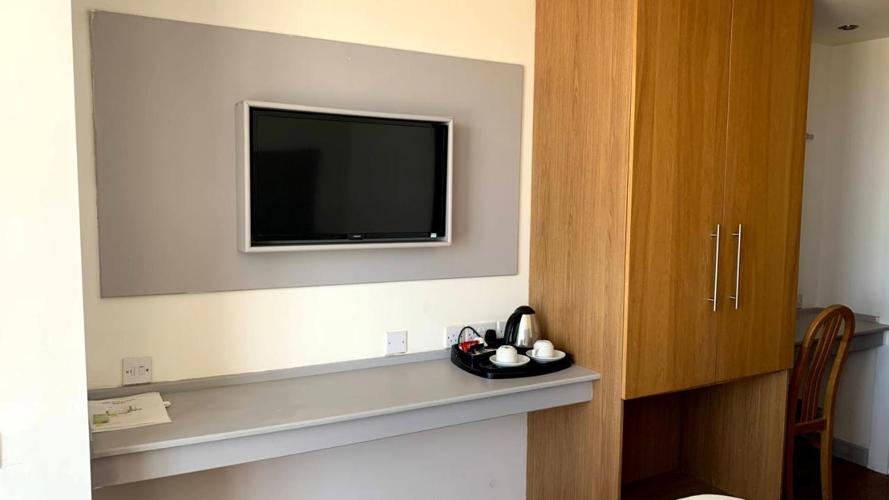Skye Oceans Hotel Blackpool Buitenkant foto